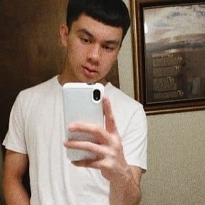 Meet your Posher, Elijah